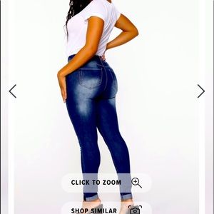 NWT distressed ankle jeans